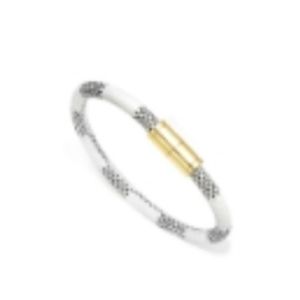 GORG Designer inspired leather w/magnetic closure